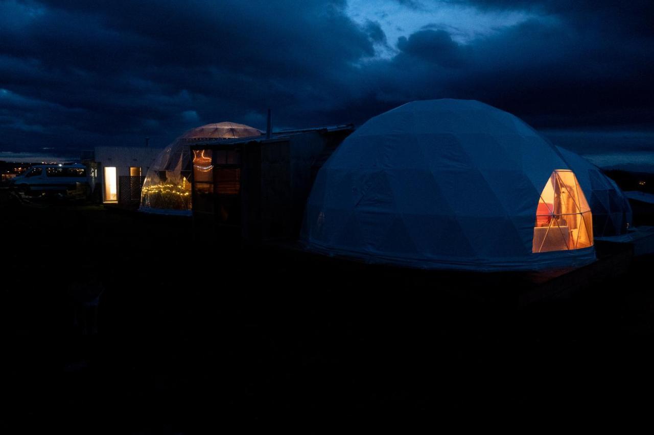 Garden Domes Villa Puerto Natales Bagian luar foto