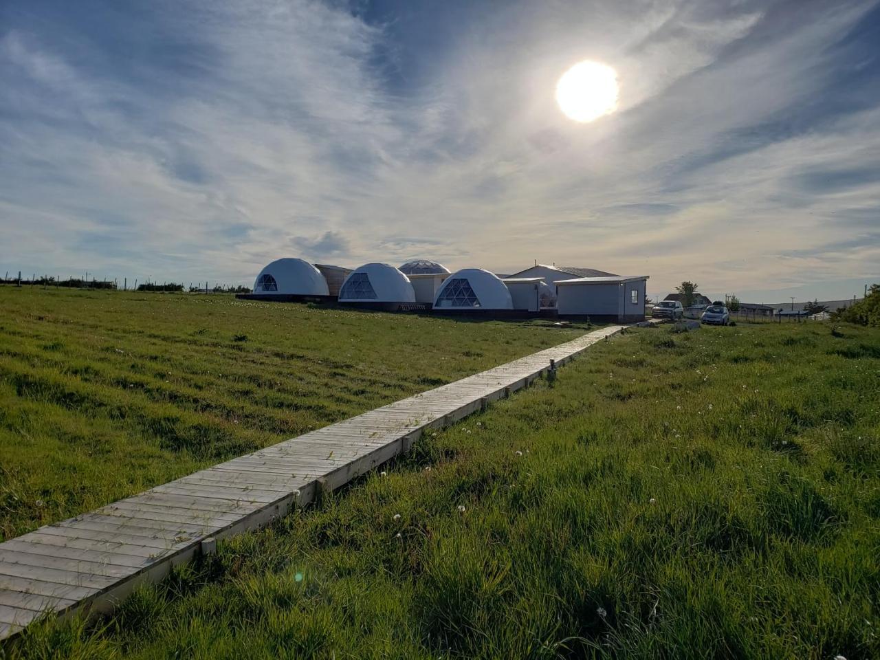 Garden Domes Villa Puerto Natales Bagian luar foto